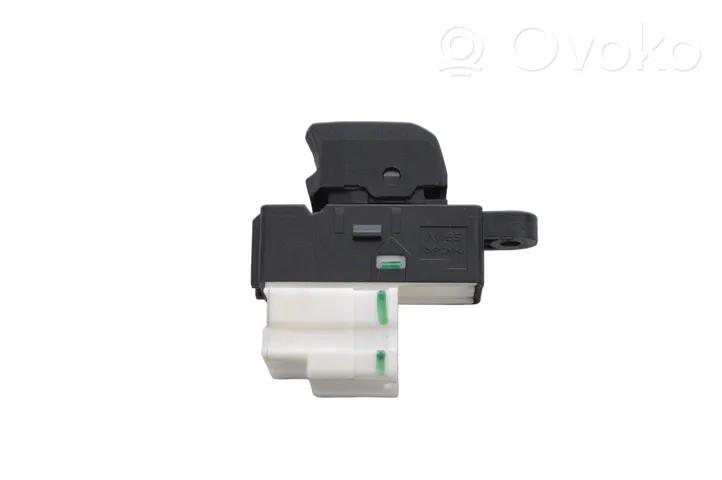 Suzuki Vitara (LY) Electric window control switch 