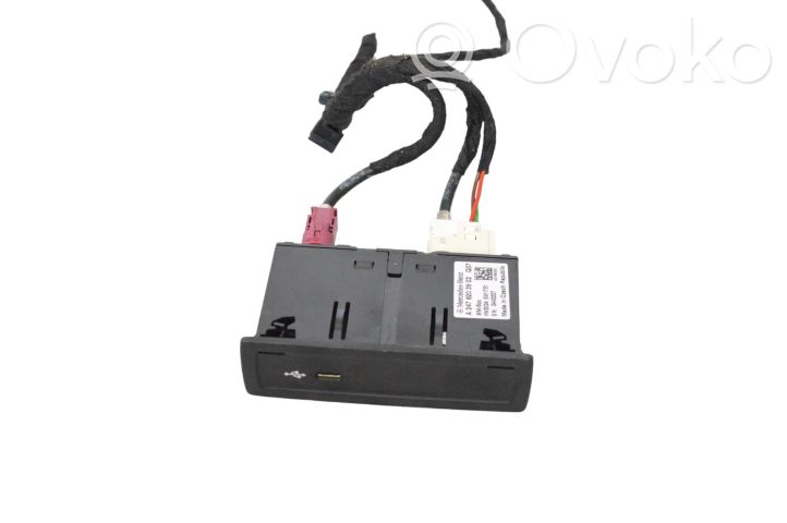 A2478203902 Mercedes-Benz A W177 USB-Anschluss, 32.00 € | RRR