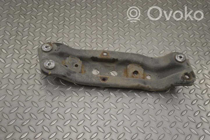 Infiniti FX Gearbox mounting bracket 1CB