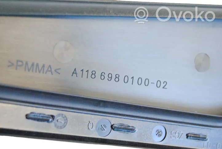 Mercedes-Benz CLA C118 X118 Listwa / Uszczelka szyby drzwi A1186980100