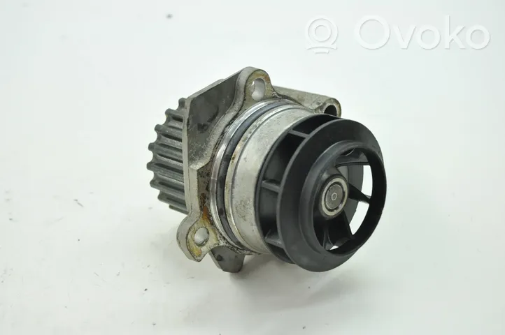 Volkswagen Amarok Water pump 03L121019