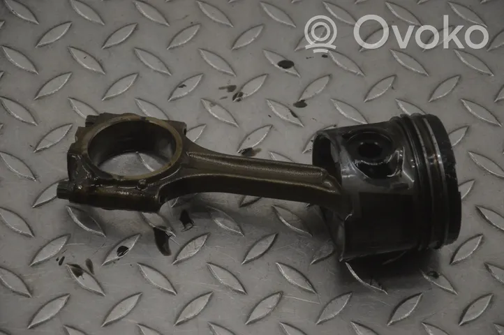 Volvo XC90 Piston 