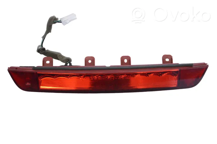 Hyundai Santa Fe Third/center stoplight 927002W000