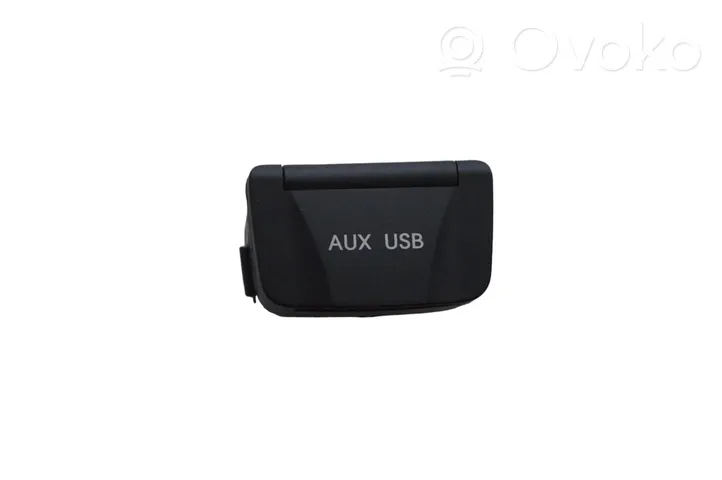 Hyundai Santa Fe Connettore plug in AUX 961202W501