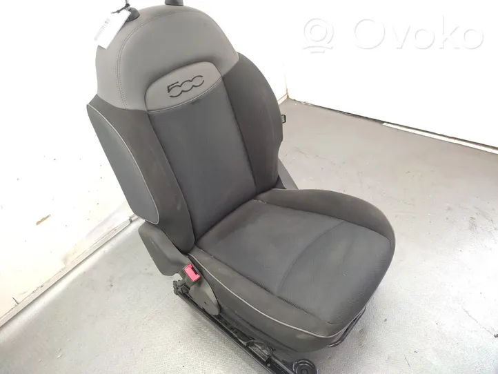 Fiat 500X Sedile anteriore del conducente 52030915