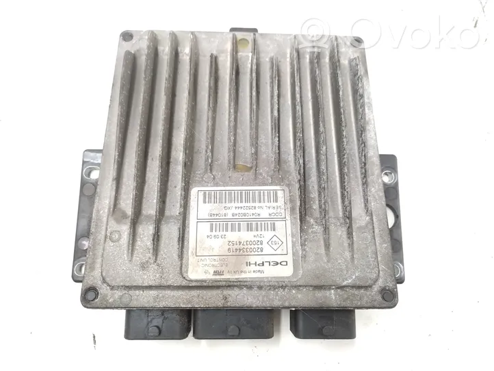 Renault Megane II Komputer / Sterownik ECU silnika 8200334419