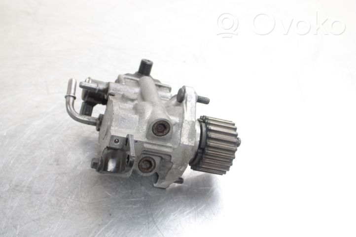 Volvo S90, V90 Polttoaineen ruiskutuksen suurpainepumppu 31452143