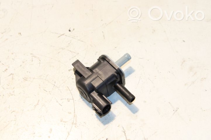 Toyota Auris E180 Turboahtimen magneettiventtiili 9091012276