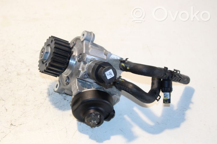 Audi A4 S4 B9 8W Pompa wtryskowa wysokiego ciśnienia 04L130755E