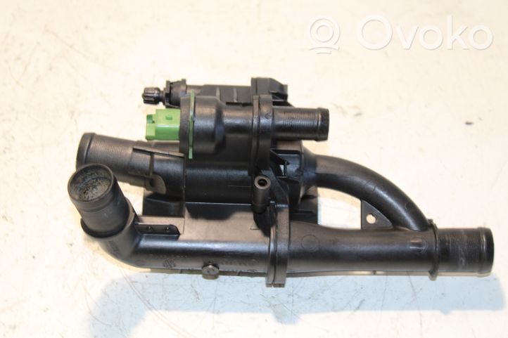 Ford Focus Termostat / Obudowa termostatu 9670253780