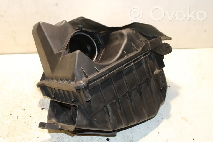 Audi A4 S4 B7 8E 8H Scatola del filtro dell’aria 03G133837