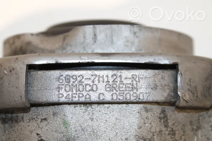 Volvo S80 Supporto della scatola del cambio 6G927M121RF