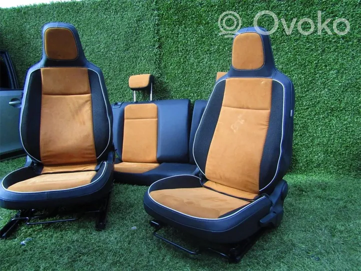 Volkswagen Up Seat set 