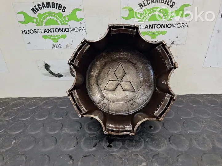 Mitsubishi Montero Borchia ruota originale MB816581