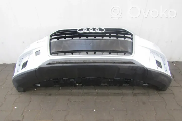 Audi Q3 F3 Zderzak przedni 8U0807437AD