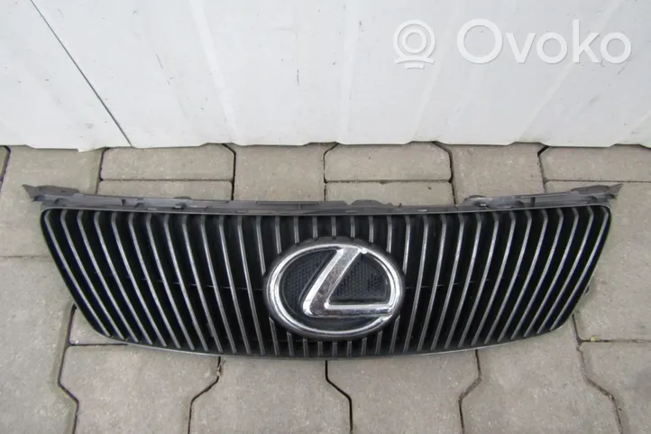 Lexus IS 220D-250-350 Передняя решётка 53155-53070