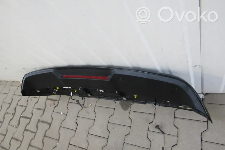 Volvo XC40 Takaluukun/tavaratilan spoileri 31488325