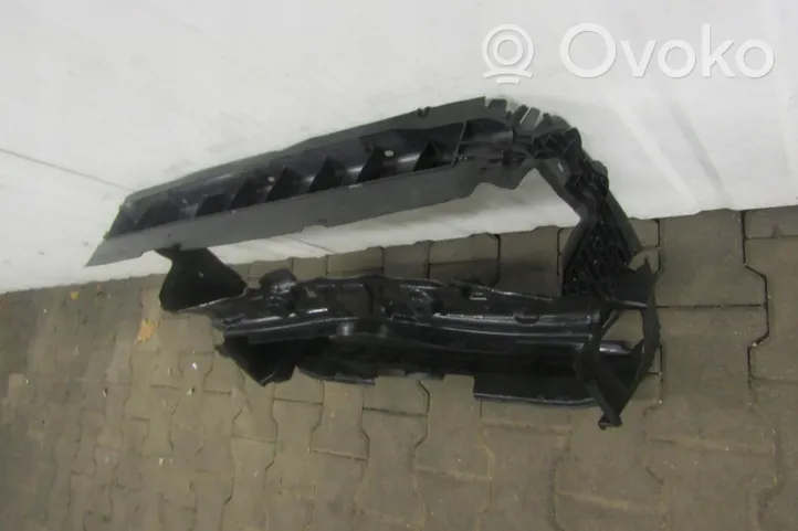 BMW 4 G22 G23 G24 G26 Kanał powietrzny kabiny 51748738855