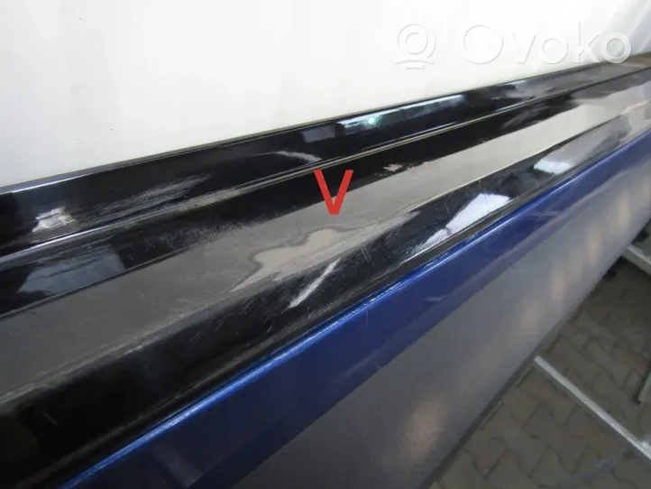 BMW X6 M Front sill (body part) 51778737088