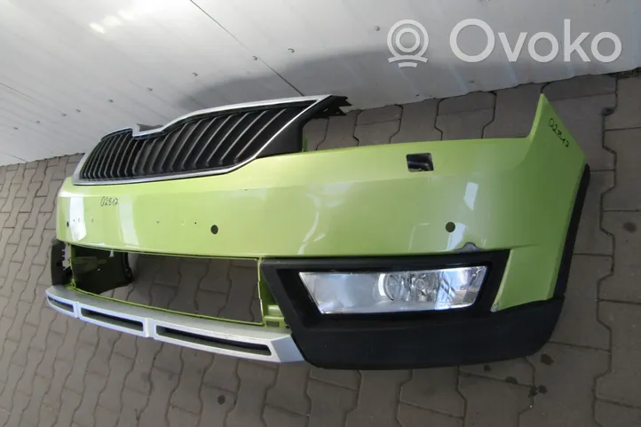 Skoda Rapid (120G, 130G, 135G) Front bumper 5JA807221