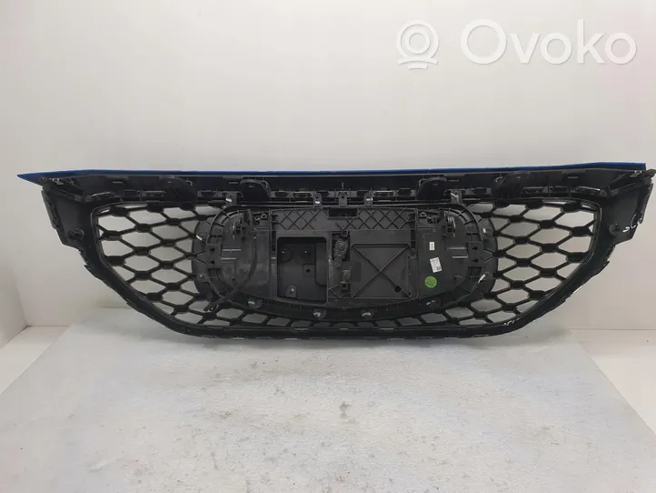 MG ZS Grille calandre supérieure de pare-chocs avant 