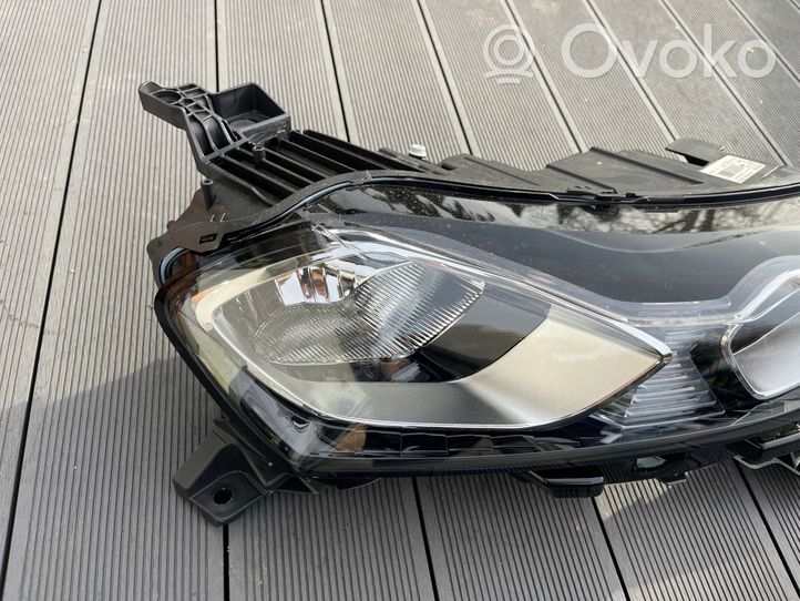 Citroen DS3 Lampa przednia 9820840580