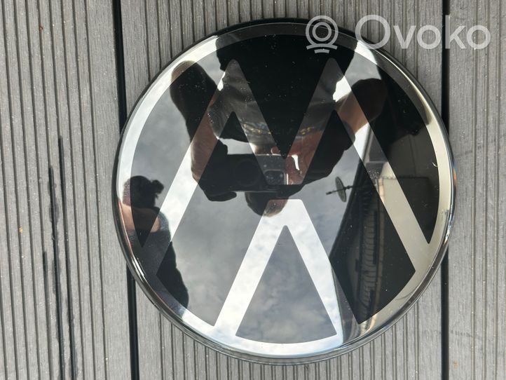 Volkswagen Touareg III Logo/stemma case automobilistiche 760853601E