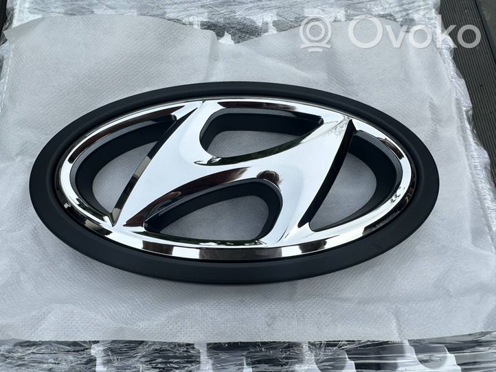 Hyundai i30 Mostrina con logo/emblema della casa automobilistica 86352G4500