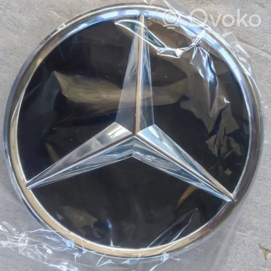 Mercedes-Benz E W213 Valmistajan merkki/logo/tunnus A0008880400