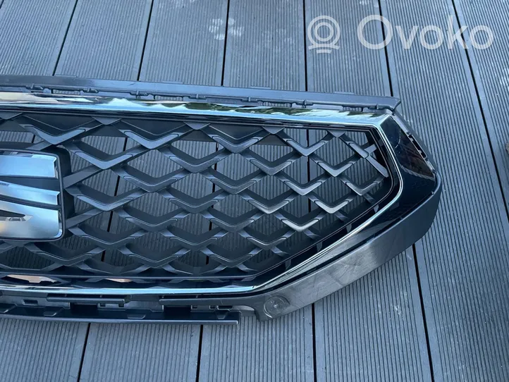 Seat Tarraco Grille calandre supérieure de pare-chocs avant 5FJ853654B