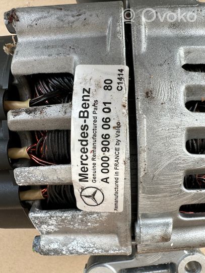 Mercedes-Benz C W204 Alternador A0009060601