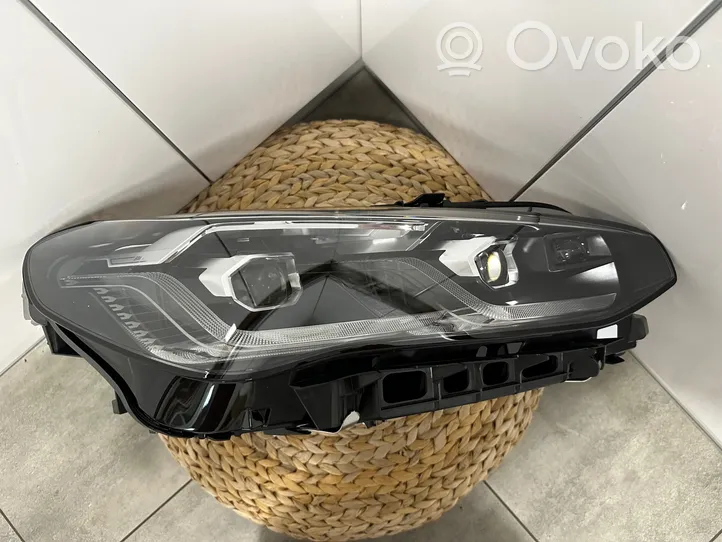 BMW 2 Active Tourer U06 Lampa przednia 5A4224807