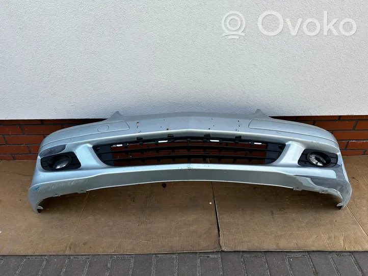 Mercedes-Benz CLK A209 C209 Parachoques delantero A2098850465