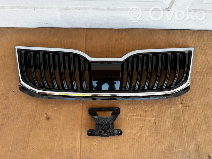 Skoda Octavia Mk3 (5E) Maskownica / Grill / Atrapa górna chłodnicy 5E0853553C