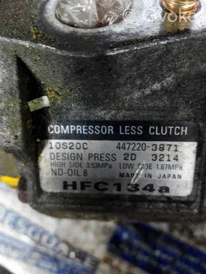 Chrysler Voyager Ilmastointilaitteen kompressorin pumppu (A/C) 10S20C