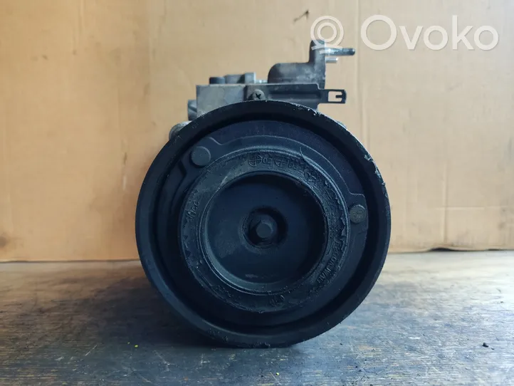 Hyundai Trajet Compressore aria condizionata (A/C) (pompa) AJWCB-04