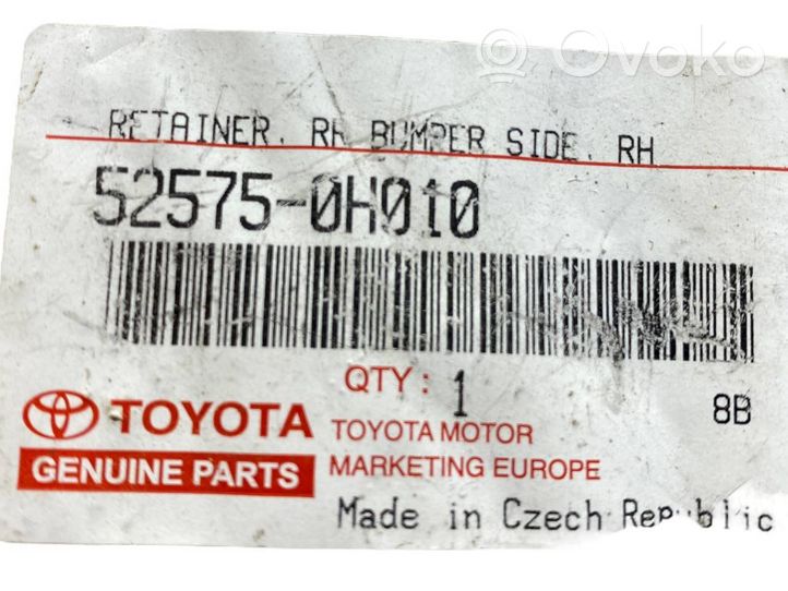 Toyota Aygo AB10 Uchwyt / Mocowanie zderzaka tylnego 525750H010