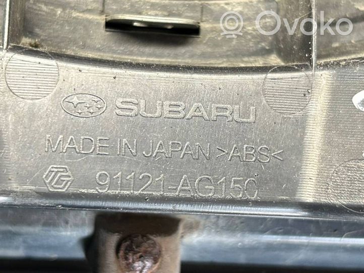 Subaru Legacy Grille de calandre avant 91121AG150