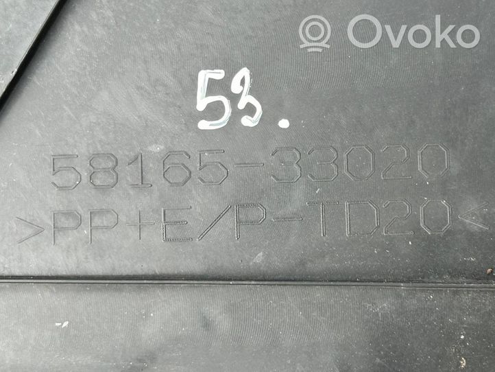 Toyota Camry VIII XV70  Sivupohjapanssari 5816533020