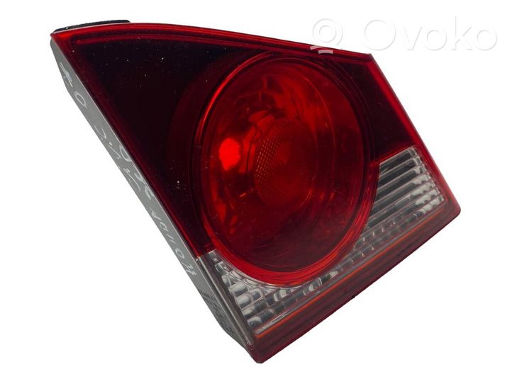 Honda Civic Lampy tylnej klapy bagażnika P5376L