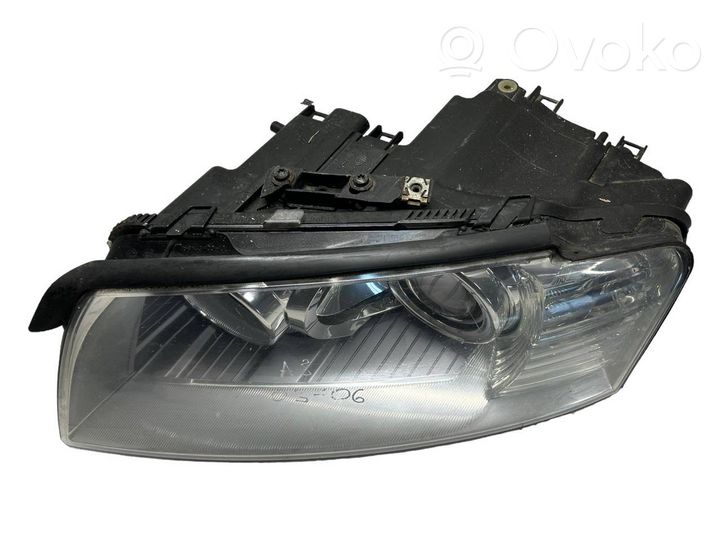 Audi A8 S8 D3 4E Lampa przednia 4E0941003BQ