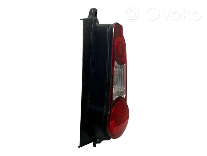 Peugeot Partner Lampa tylna 9677205480