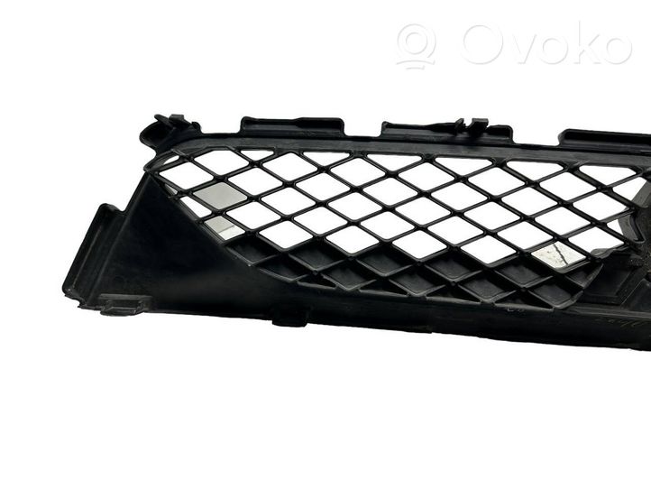 Mitsubishi ASX Grille calandre supérieure de pare-chocs avant 6402A216