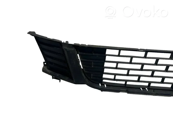 Honda Accord Grille inférieure de pare-chocs avant 