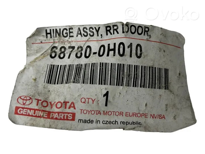 Toyota Aygo AB10 Zawias dolny drzwi przednich 687300H010