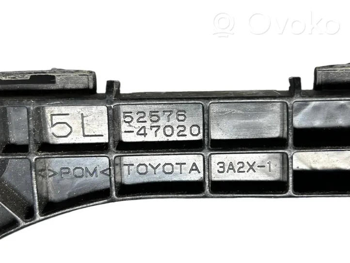 Toyota Prius (XW30) Support de pare-chocs arrière 5257647020
