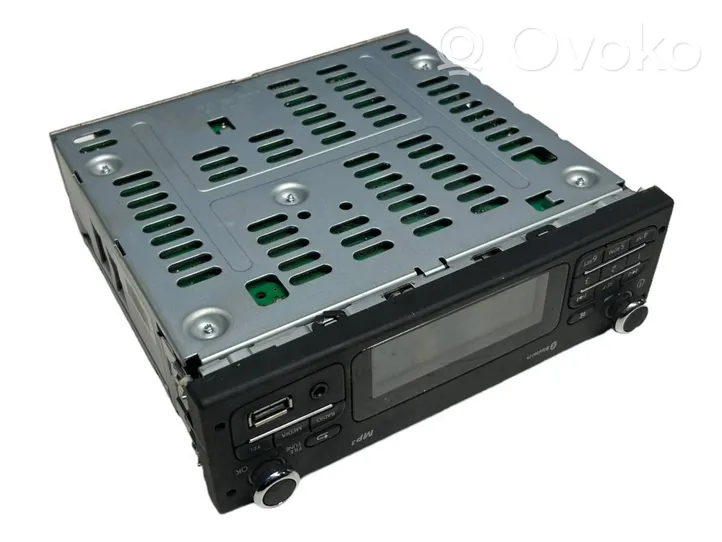 Renault Master III Panel / Radioodtwarzacz CD/DVD/GPS 281152815R