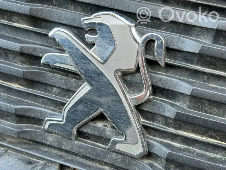 Peugeot Rifter Grille calandre supérieure de pare-chocs avant 981688680
