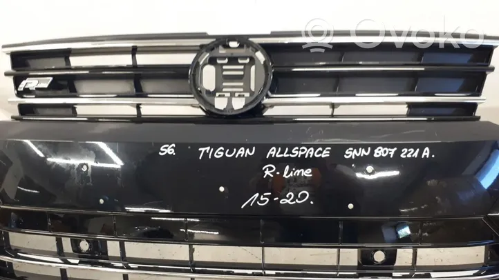 Volkswagen Tiguan Allspace Etupuskuri 5NN807221A