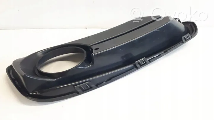 BMW 1 F20 F21 Pretmiglas luktura dekoratīvais režģis 10833610